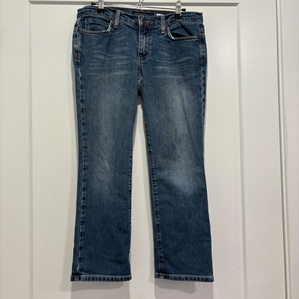 American Eagle Outfitters Womens Bootcut Jeans Size 6 Medium Wash Blue Denim